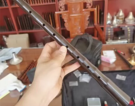 乐器店不干了，低价处理全新大降E调红木乌木...