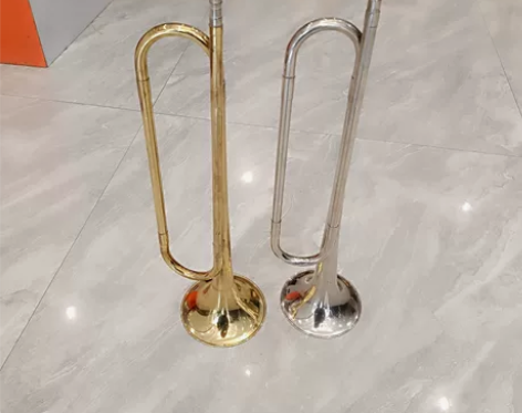 青年号三音冲锋号两个打包带走,有瑕疵介意勿...