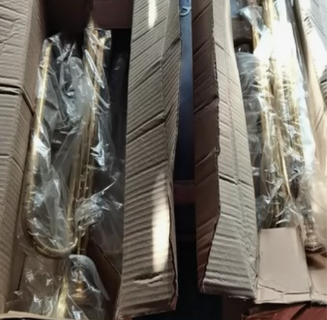 铜号，先锋号。大量库存。低价出售。不包邮不...