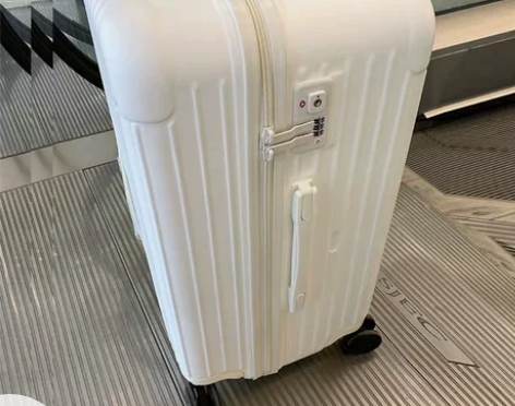 马东强超大容量学生行李箱女超轻拉杆箱30寸...