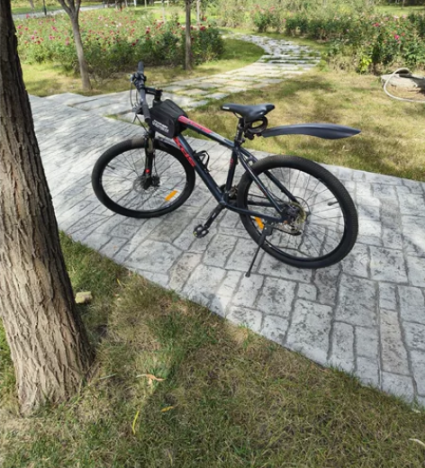 喜德盛，崭新，忽然有钱了，打算买贵的了 感...