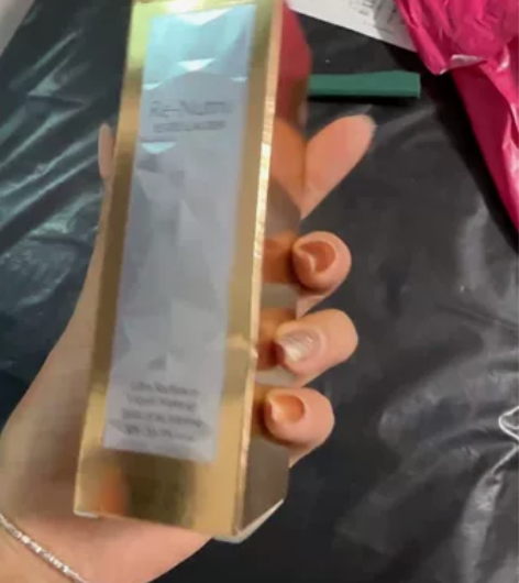 雅诗兰黛白金粉底液2c0，免税店入，全新未...