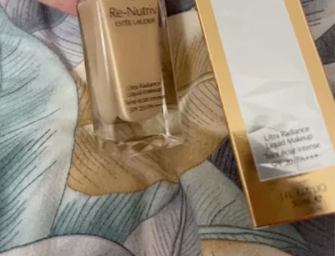 雅诗兰黛白金粉底液2c0 国庆期间日免购入...