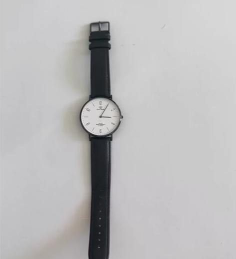 天王手表tb旗舰店购买900?。闲置出售啦...