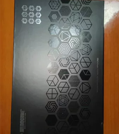 全新 酷比魔方iplay50pro 包装盒...