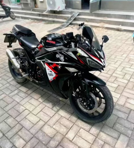 小忍者V6，喜欢的来。最好是同城自提 感兴...