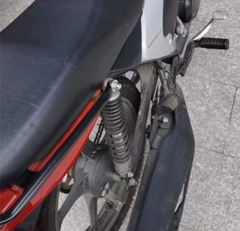 因换小车，忍痛割爱出售铃木摩托车，2022...
