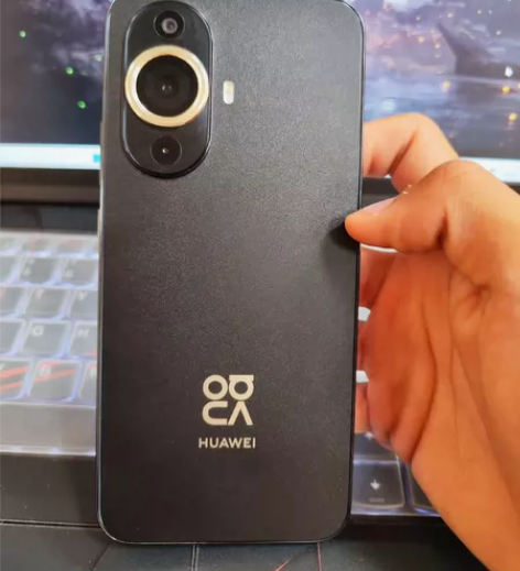 ?华为Nova11 黑色，昆仑玻璃，8+2...