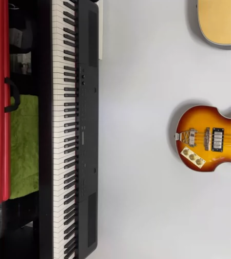 罗兰电钢琴 工作室展示琴 准新琴 买来用不...