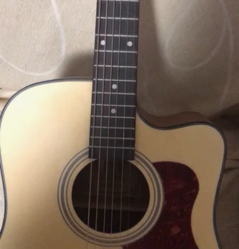 莫森吉他。自用的。1弦换过其它没坏过。同城...