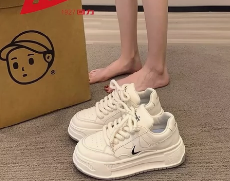 【限时特价折扣包邮】回力厚底小白鞋女202...