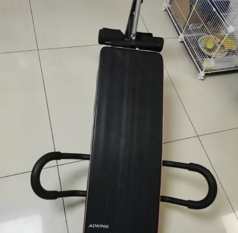 ADKING 仰卧起坐辅助器 五成新 自用...