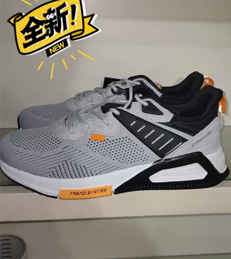 全新37.41.42码BAAS真皮跑鞋，英...