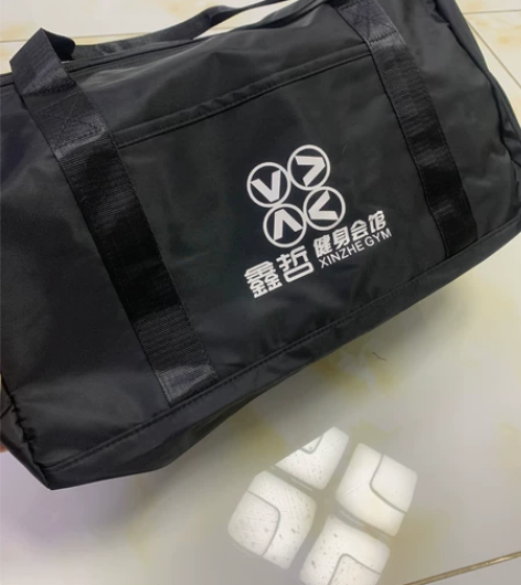 单肩包，健身包，全新，全新，全新。仅此一件...