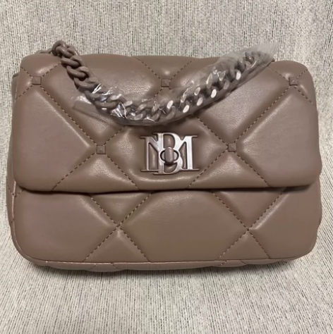 简约菱格羊皮链条斜挎包 全新 皮质很软糯 ...