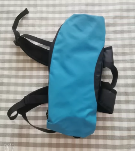 几乎全新   防水包 买来只用过一次 感兴...