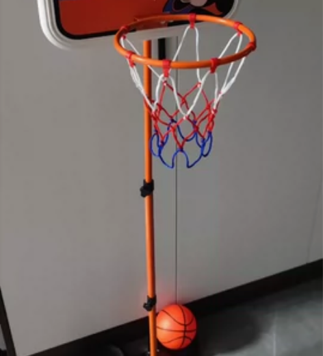 出迪斯尼篮球架套装，全新，只是组装看了一下...