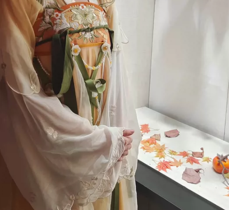 十三余花朝如约 大全套衣服尺码xs 配饰和...