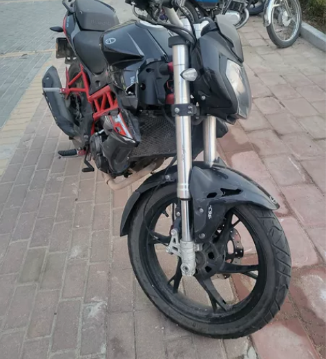 贝纳利红宝龙150  19年上牌 行驶三万...