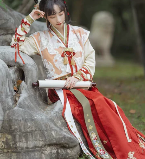 正品出租【十三余 小豆蔻儿】[吴黎吴越碧玉...