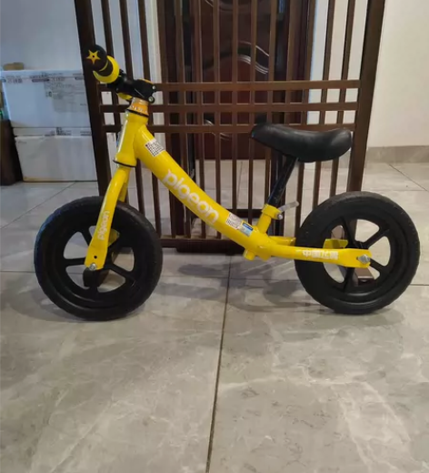 宝宝平衡车，没用过几次，很新，30元出 感...
