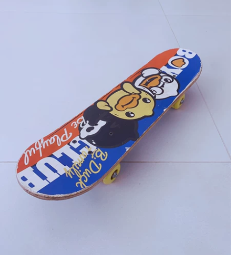 出闲置小黄鸭滑板24寸 感兴趣的话点“我想...