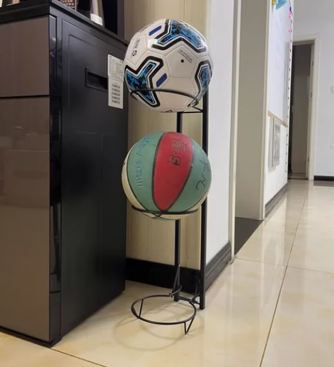 篮球足球收纳架，仅限自提 感兴趣的话点“我...