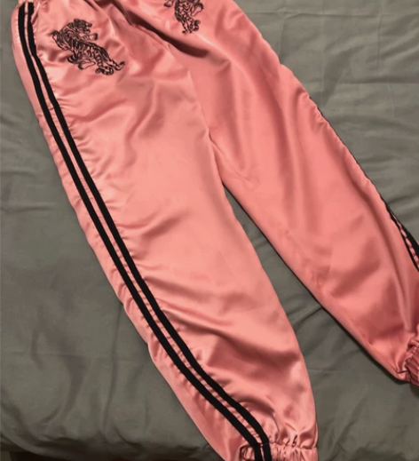 ins超火的运动裤女hiphop双杠老虎刺...