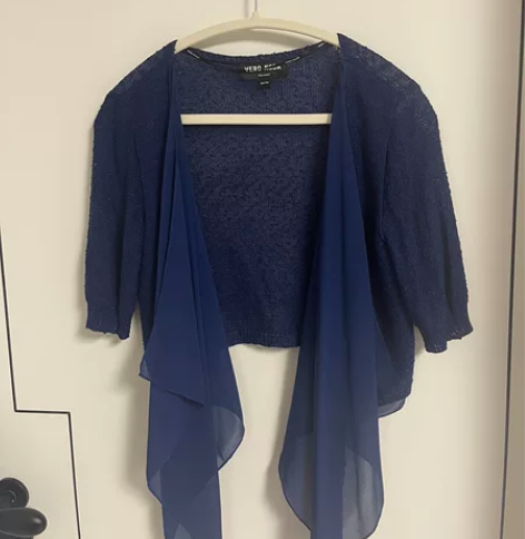 VERO MODA 蓝色罩衫，前襟带纱，可...