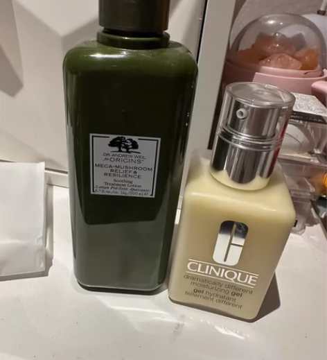 悦木之源灵芝水爽肤水湿敷补水保湿控油祛痘菌...