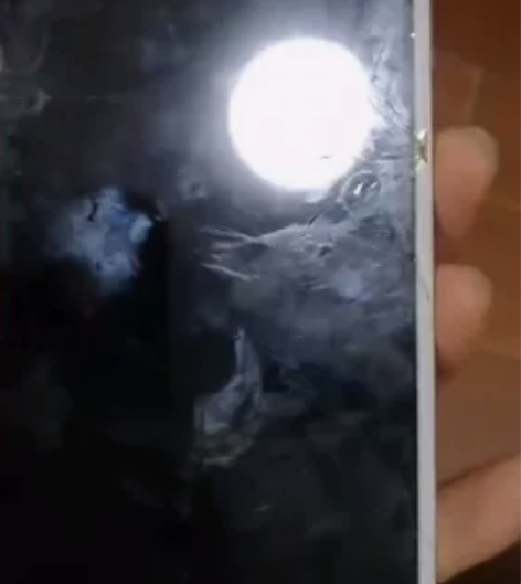 华为畅想7，自用手机闲置，屏幕有两处磕碰，...