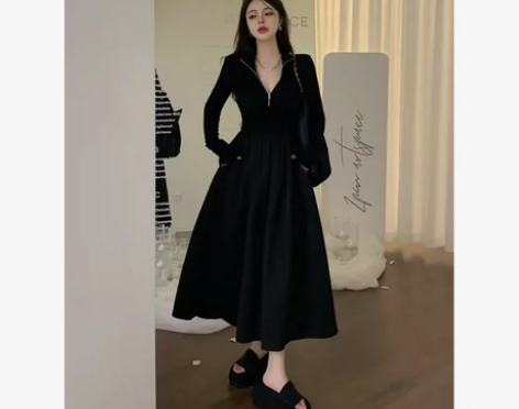 高级感v领黑色长袖针织连衣裙女秋冬收腰显瘦...