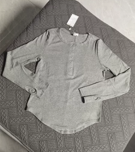 全新长袖瑜伽健身服 全新带吊牌 L码 胸围...