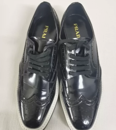 【37码】Prada普拉达 复古布洛克雕花...