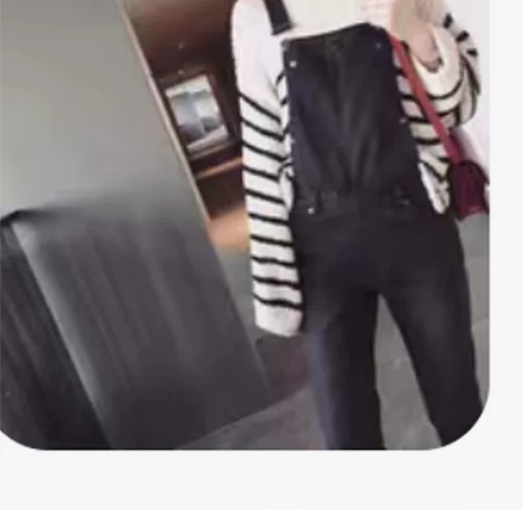 黑灰色牛仔背带裤，有弹力，全新带吊牌。28...