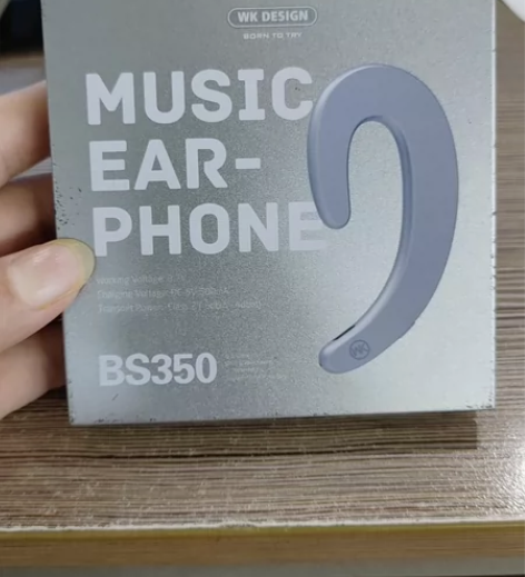 清库存Remax蓝牙耳机。有几十个。十个以...