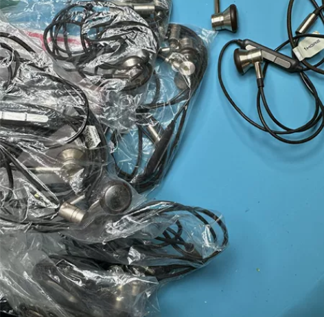 万魔有线耳机几万条不包好坏6元一条 感兴趣...