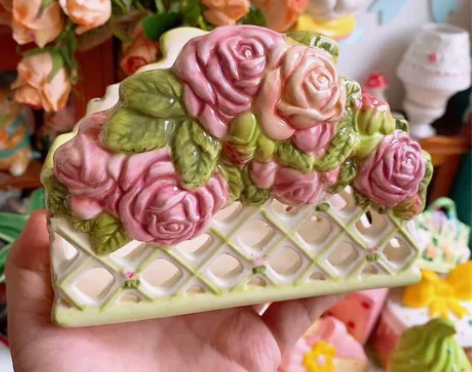 玫瑰花朵陶瓷花篮收纳 20多年前的老货 整...