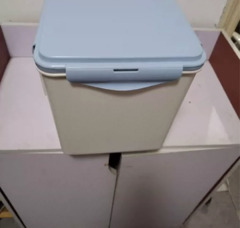 猫桶狗防粮粮储存桶密封潮宠物储粮罐猫咪存储...