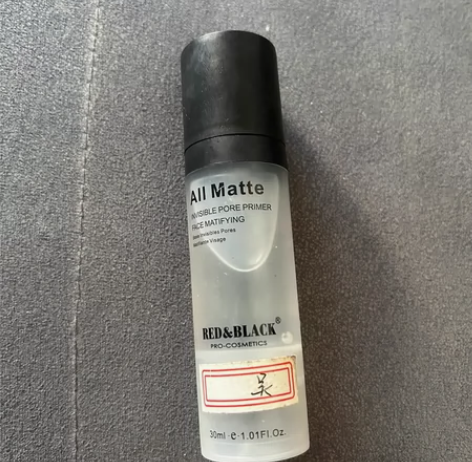 红与黑毛孔隐形露，影楼必备，转给需要的宝宝...