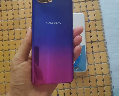 几乎全新oppo R15X 手机 6+12...