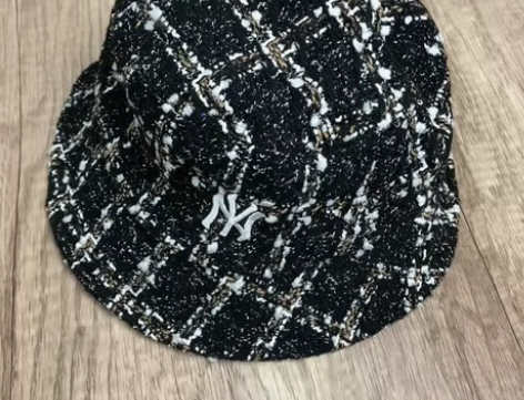 出MLB秋冬渔夫帽,姐姐怀孕送我的帽子家里...