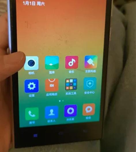 小米，海信手机三个 小米3银色可正常使用，...