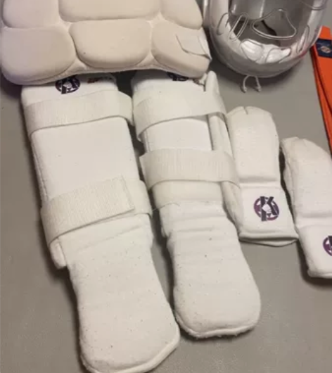 极真空手道整套护具，护头，护胸，护腿，护手...