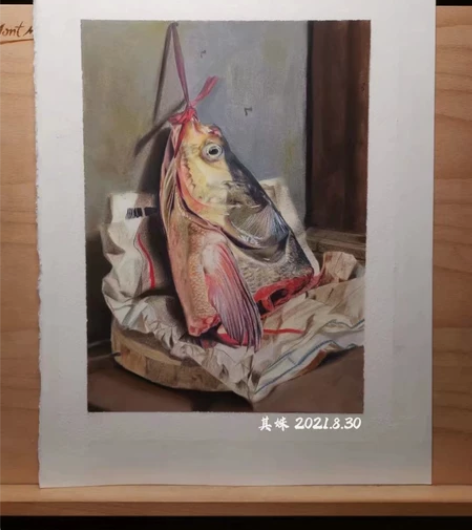 本人彩铅手绘作品《鱼头》，尺寸：16开，不...