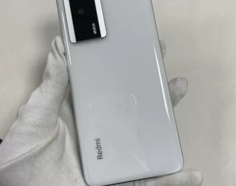 红米 k60 晴雪 12+512 整体成色...