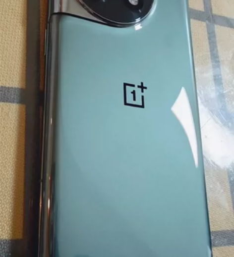 一加11 512g顶配，保修至2024年1...