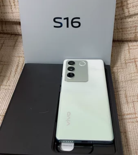VIVO S16 12+256G国行演示机...