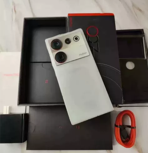 96新  努比亚Z50 16+1T原装顶配...