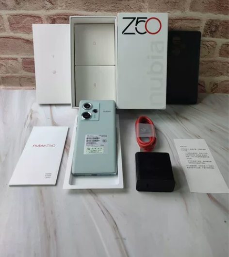 全新成色努比亚Z50青屿12+512G原装...